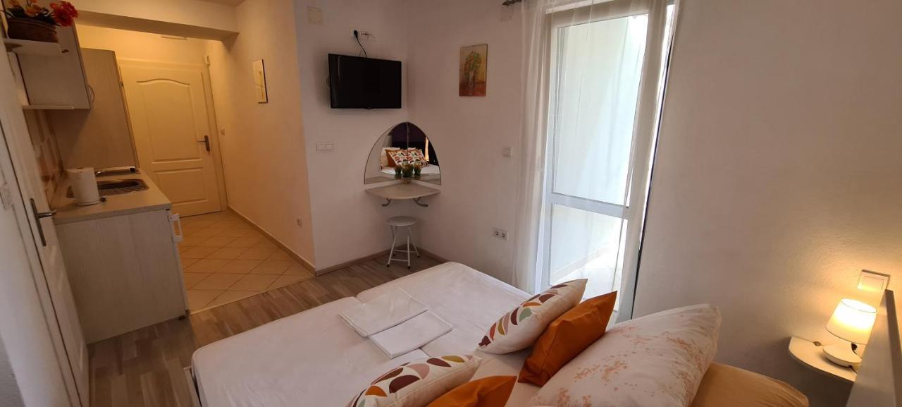 Apartments Antonia Hvar Town Eksteriør bilde